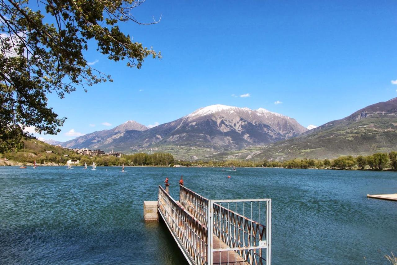 L'Hivernet, Grand Triplex Neuf Au Coeur D'Embrun Acces Facile エクステリア 写真